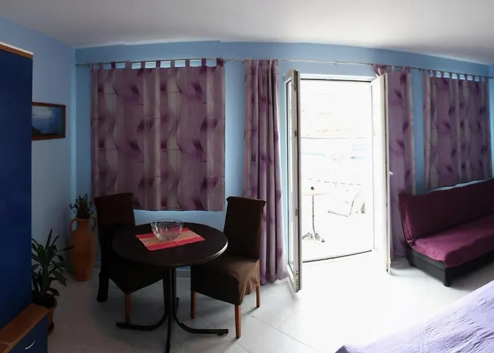 Tudor Τρογκίρ